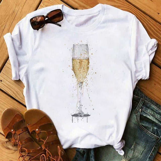 Christina – Kawaii T-Shirt with Rose Gold Wine Glass