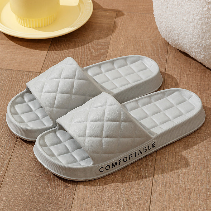 Gavin – Soft Slippers with Checkered Pattern