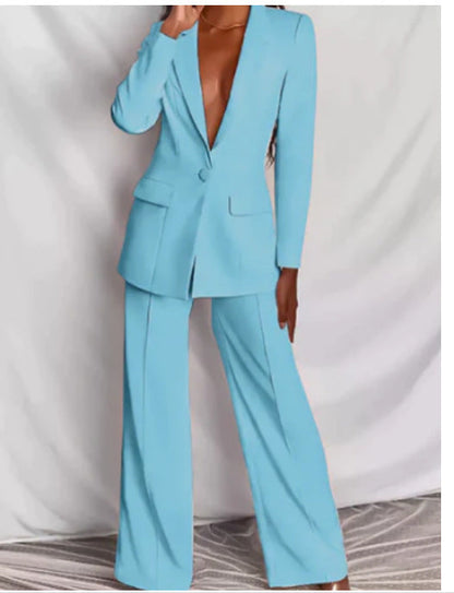 Audrey – Elegant Women's Suit with Long Sleeves