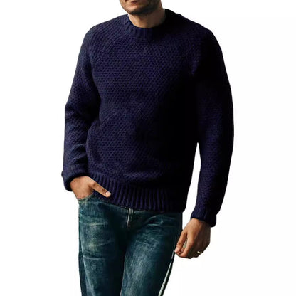 Gary – Winter Pullover with Crew Neck in Solid Design