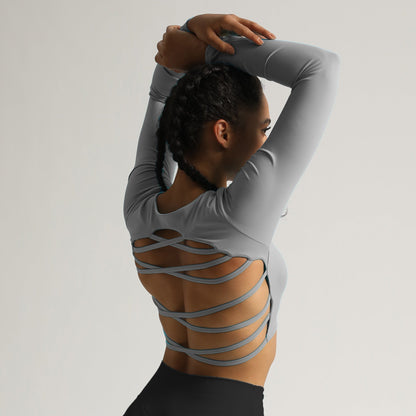 Ruth – Sporty Women's Yoga Top with Cutouts