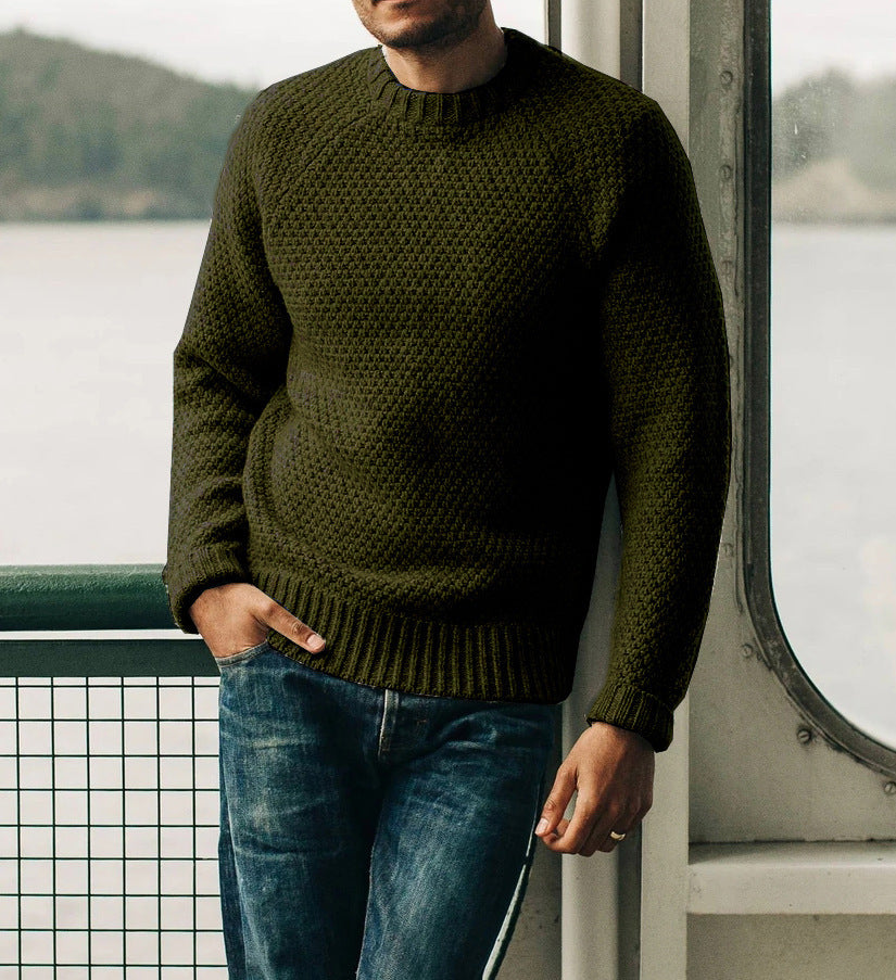 Gary – Winter Pullover with Crew Neck in Solid Design