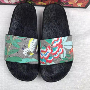 Melissa – Women's Slippers with Floral Print and Rubber Soles
