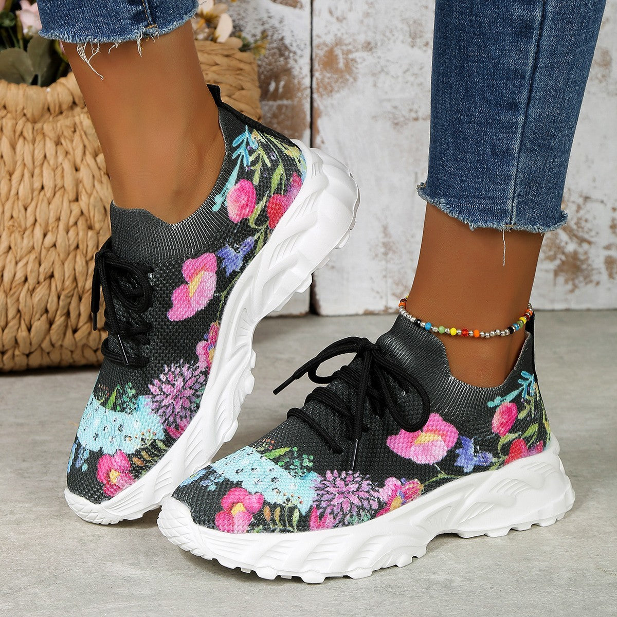 Wendy – Breathable Women's Sneakers with Floral Pattern