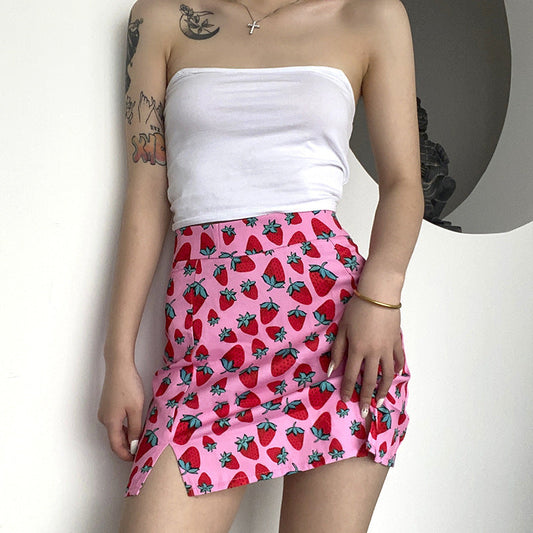 Elizabeth – Cherry Print A-Line Mini Skirt with High Waist and Slit