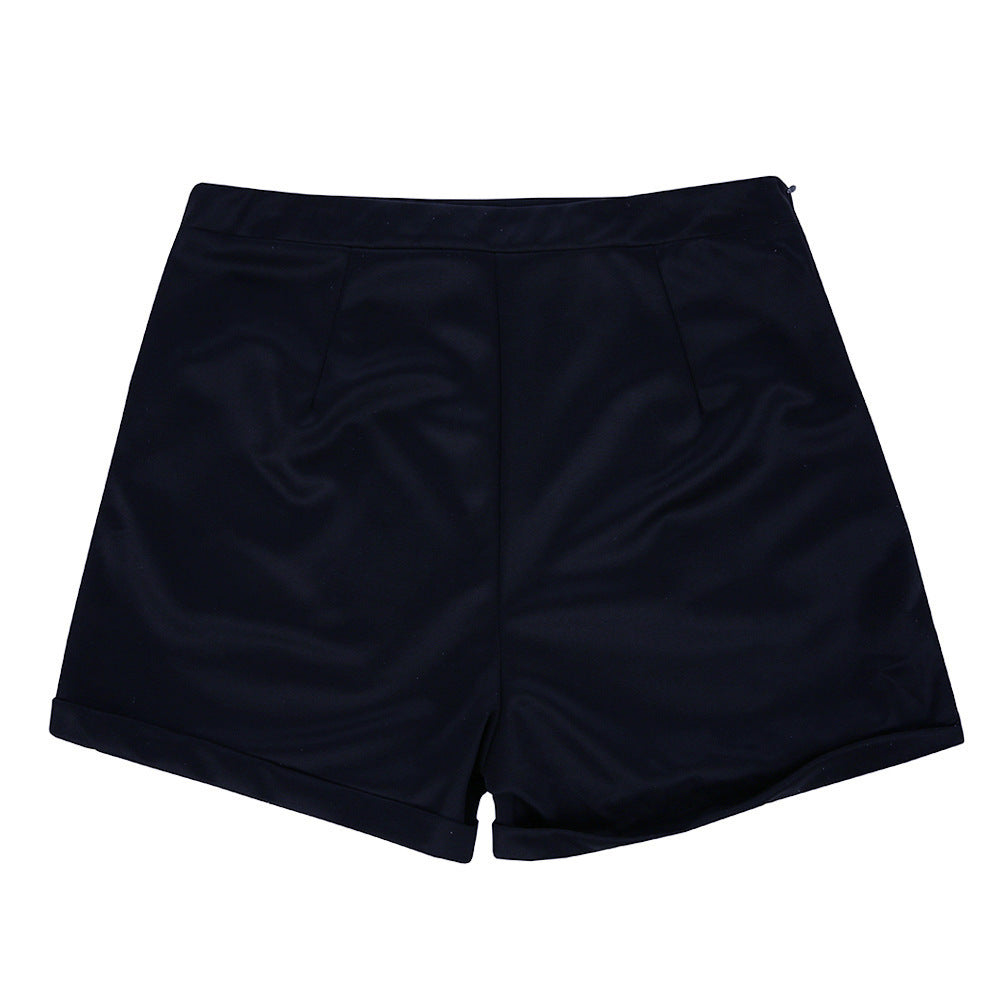 Tommy – Hot Plain Button-Decorative Shorts