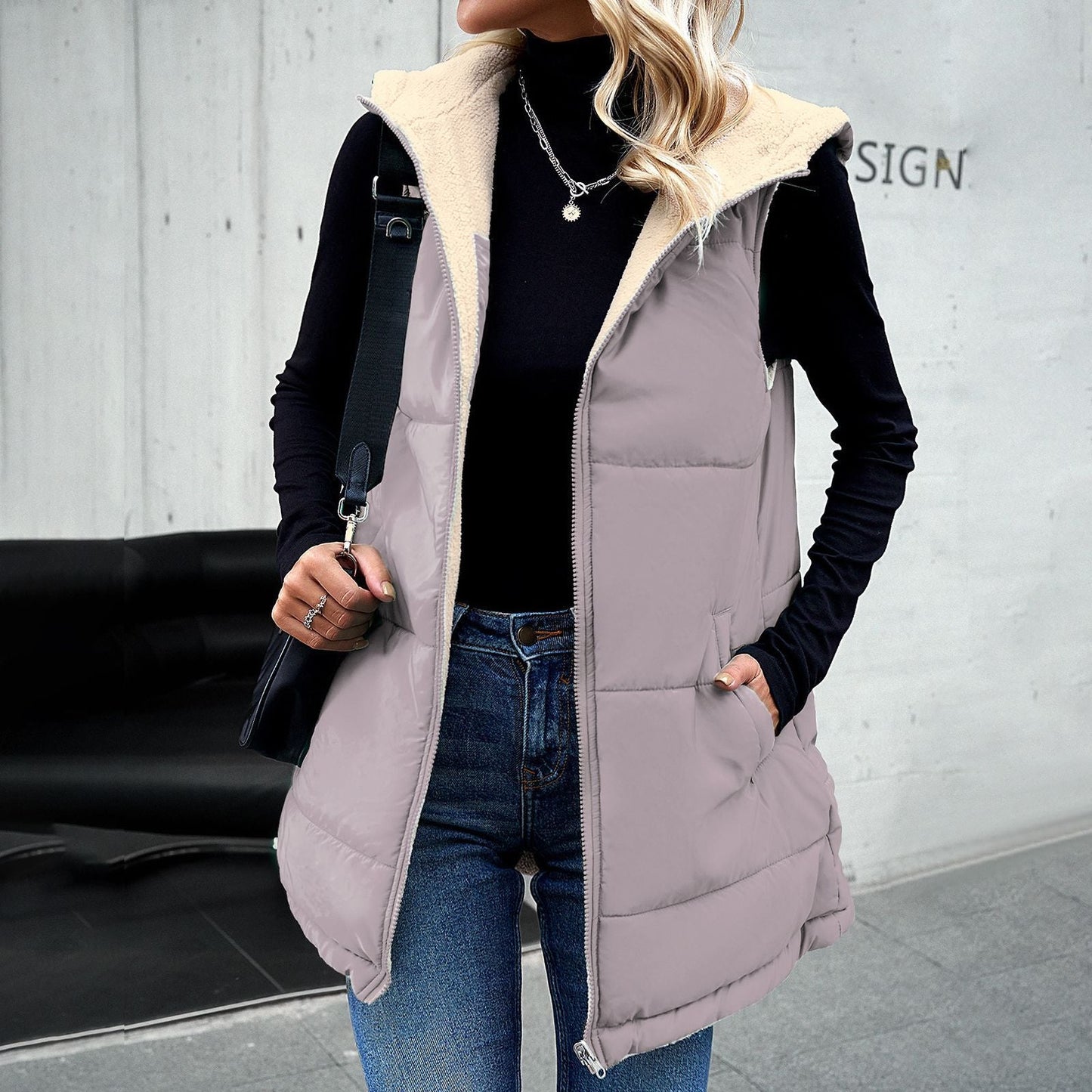 Marie – Casual Women's Vest with Hood and Pockets