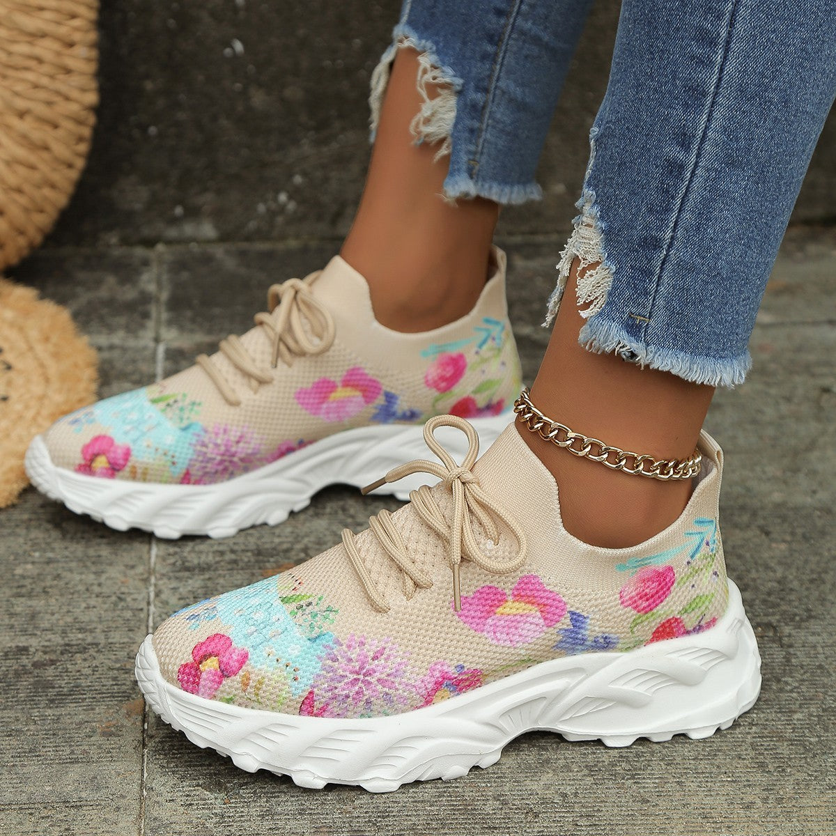 Wendy – Breathable Women's Sneakers with Floral Pattern