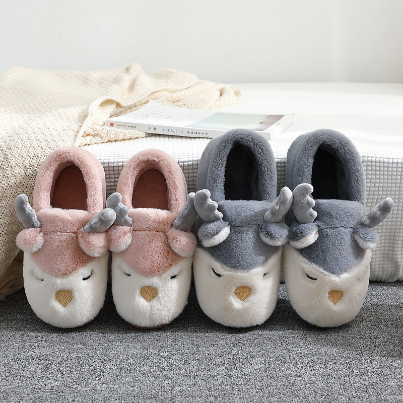 Kelly – Cozy Winter Moose Plush Slippers