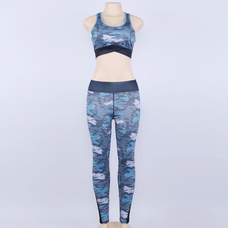 Zoe – Camouflage Print Sports Set with Mesh Bra and Fitness Leggings