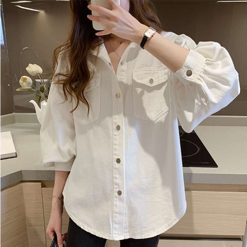 Clara – Fashionable Women's Blouse with Pockets and Long Sleeves