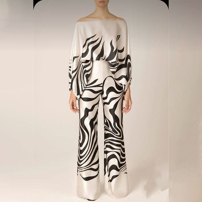 Audrey – Women's Two-Piece with Batwing Sleeves and Wide Legs