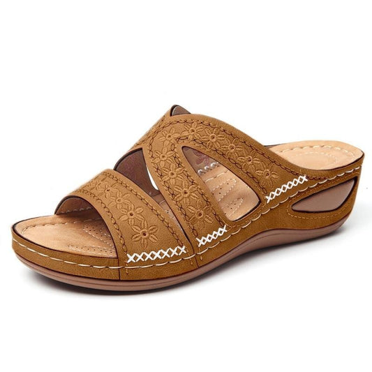 Pamela – Retro Embroidery Women's Slippers