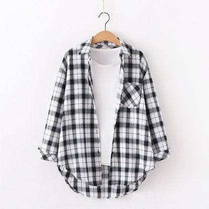 Hayley – Checkered Women's Blouse with Relaxed Fit