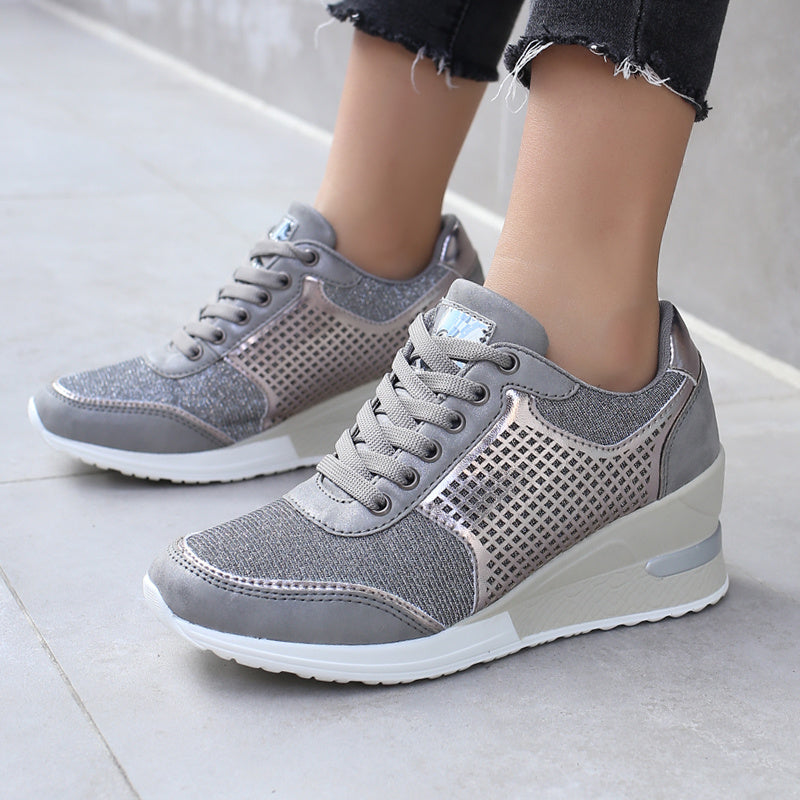 Joy – Women's Sneakers with Laces and Elevation