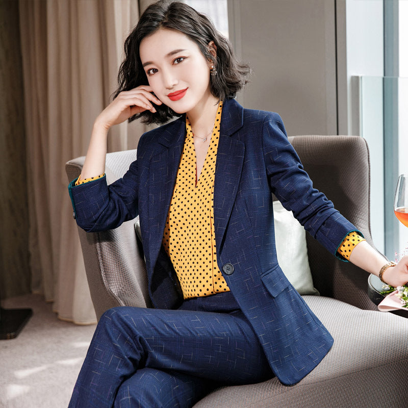 Wendy – Slim Business Suits for Women