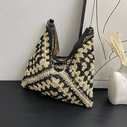 Marion – Handmade Straw Bag with Contrasting Colors