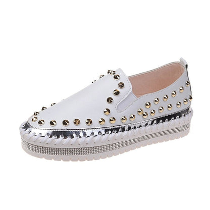 Hannah – Flat Sneakers with Studs