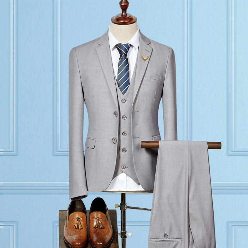 James – Tailored Men's Suit in Slim Fit