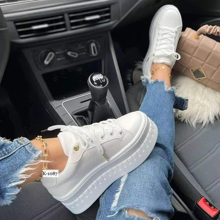 Amy – Chunky Heel Lace-Up Sneakers