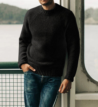 Gary – Winter Pullover with Crew Neck in Solid Design