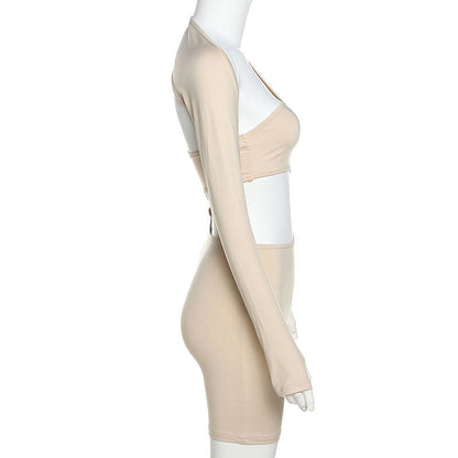 Natasha – Slim Fit Off-Shoulder Yoga Fitness Set with Shorts