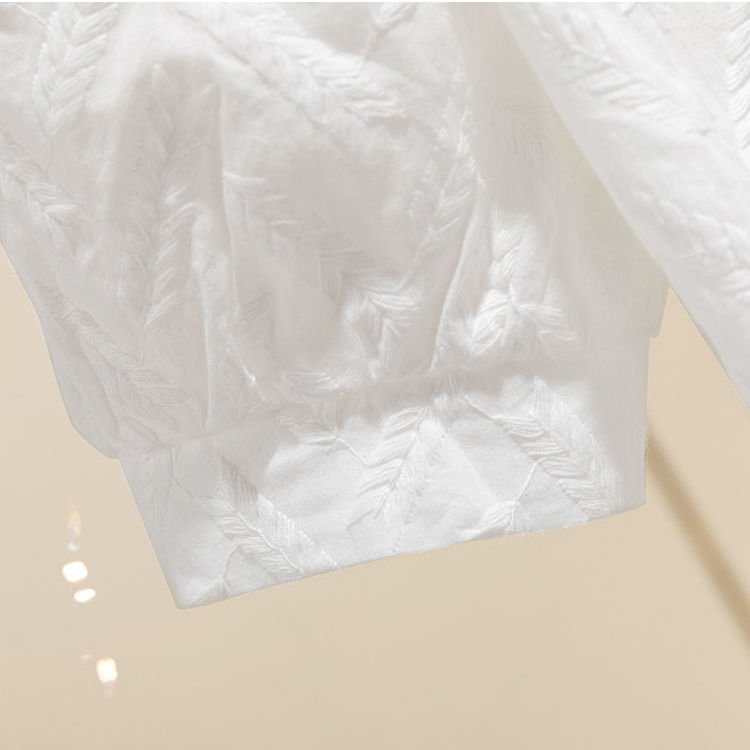 Amy – Cotton Blouse with Puff Sleeves and Embroidery