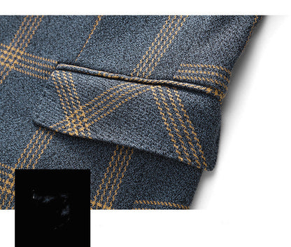 Rhys – Elegant Men's Suit with Check Pattern