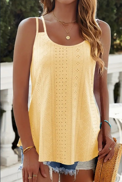 Grace – Versatile Sleeveless Top with Ruffle Hem