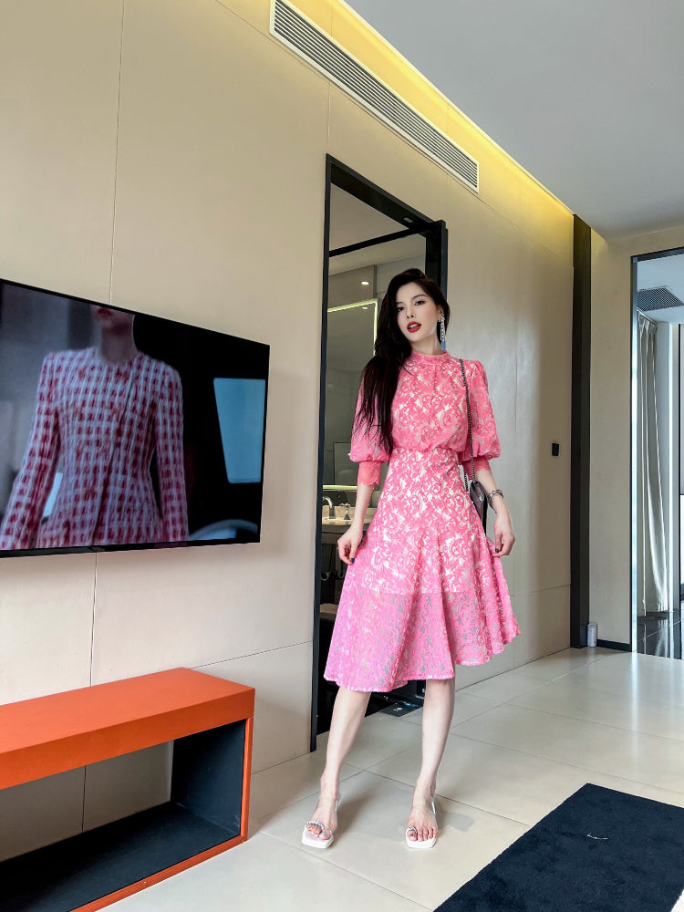 Nicola – Elegant Embroidered Lace Skirt