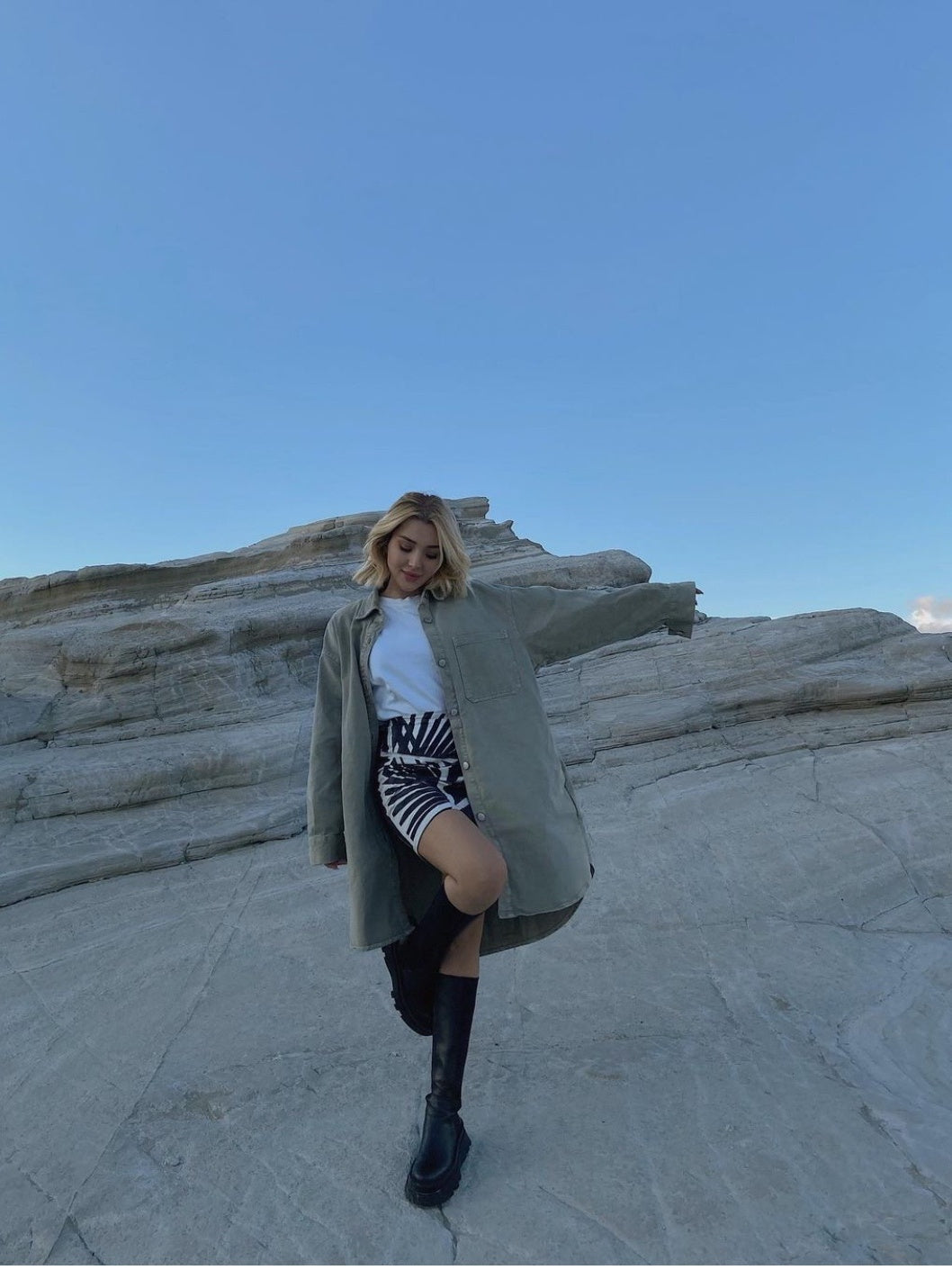 Alice – Summer Design Skirt Suit