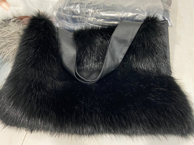 Francesca – Large Women's Handbag in Premium Vegan Faux Fur