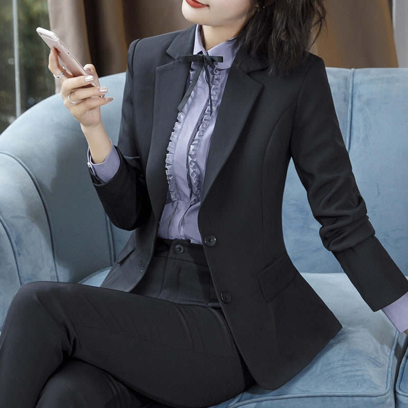 Lauren – Elegant Women's Business Suit