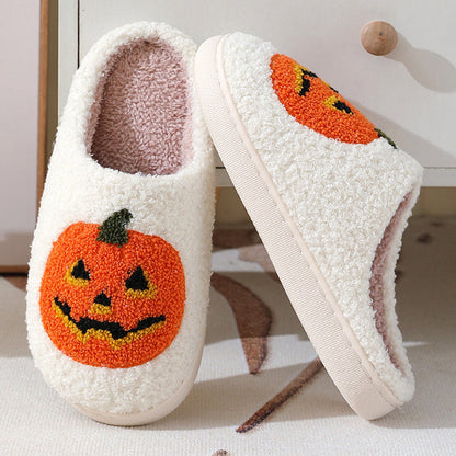 Sara – Cozy Winter Slippers with Pumpkin Design