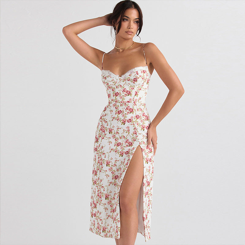 Gillian – Long Dress with Lace Floral Pattern and Sexy Slit