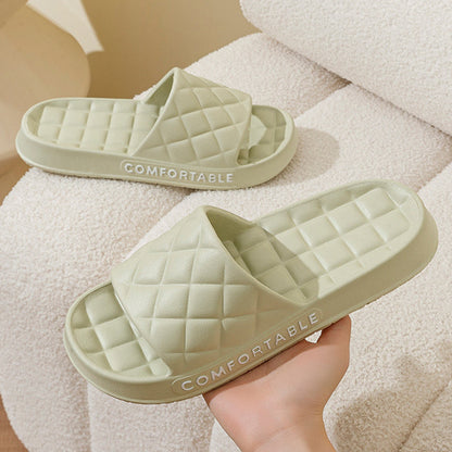 Gavin – Soft Slippers with Checkered Pattern
